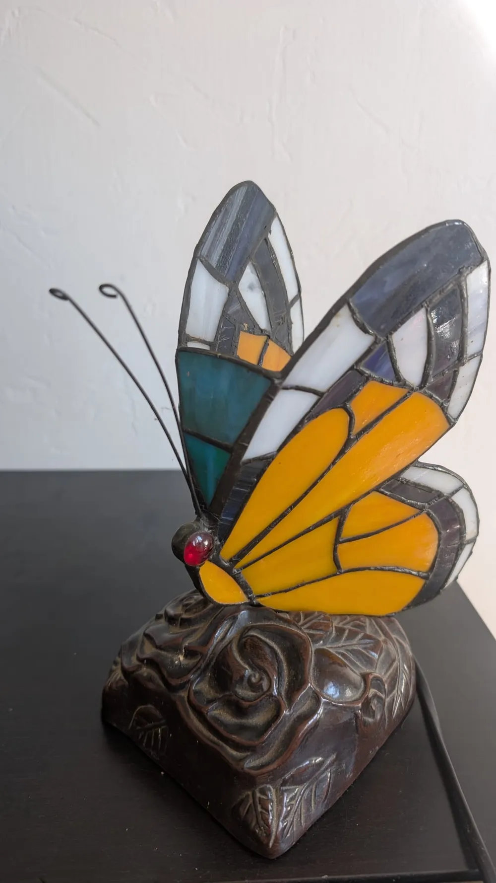 Lampe Papillon Vintage vitrail style Tiffany socle roses