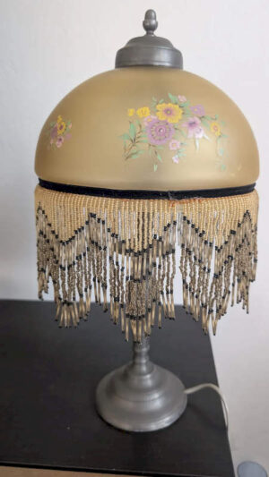 Lampe Rétro Style Années Folles – Étain, Verre & Pampilles