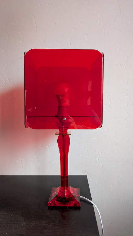 Lampe Vintage Plexiglas Rouge - Design Space Age Années 70/80 – Image 4