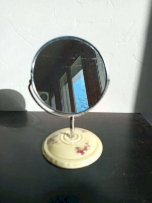 Miroir de table vintage pied porcelaine jaune fleurs peintes main