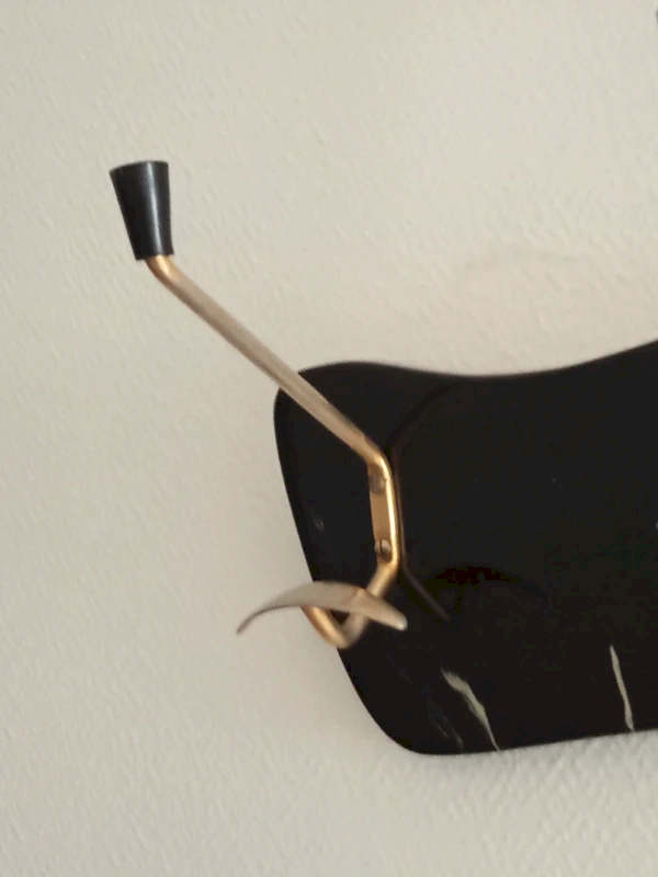 Support mural boomerang noir et blanc porte-manteau mural vintage 1950