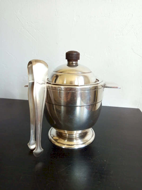 Sucrier Art Deco avec pince a sucre metal argente assortie