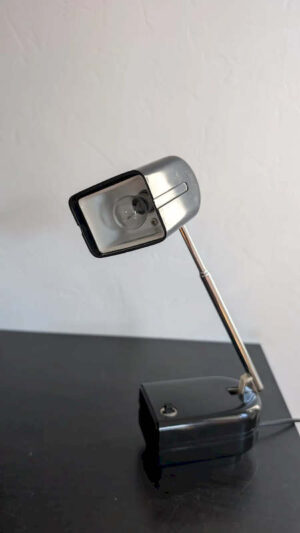 Réglage en hauteur précis de la lampe vintage télescopique
