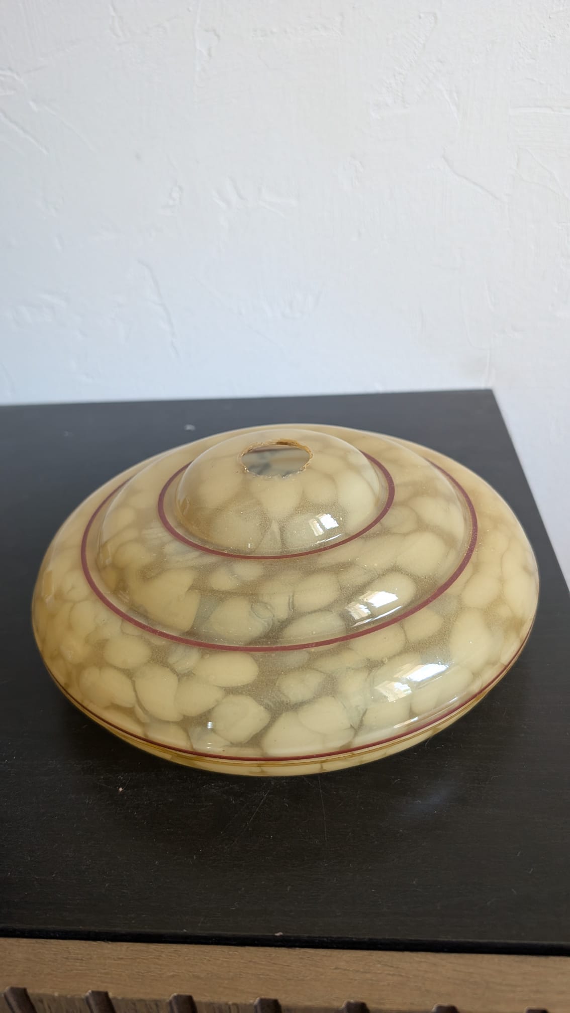 Lot de 3 Globes en verre de Clichy vintage – Forme Corolle Jaune & Blanc – Style Saisissant – Image 3