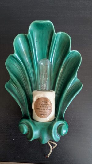 Applique coquillage vintage en céramique verte émaillée avec ampoule et douille bougie
